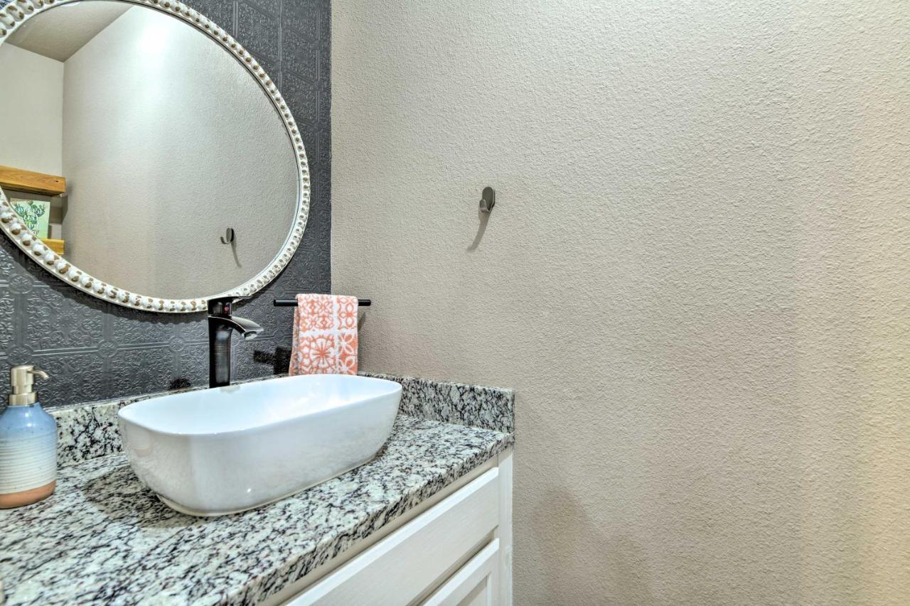 Charming San Antonio Home About 4 Mi To Downtown Exterior photo